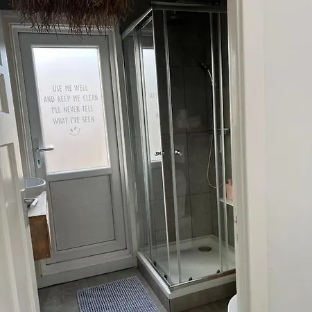 Hs 68 Séjour chez l'habitant *