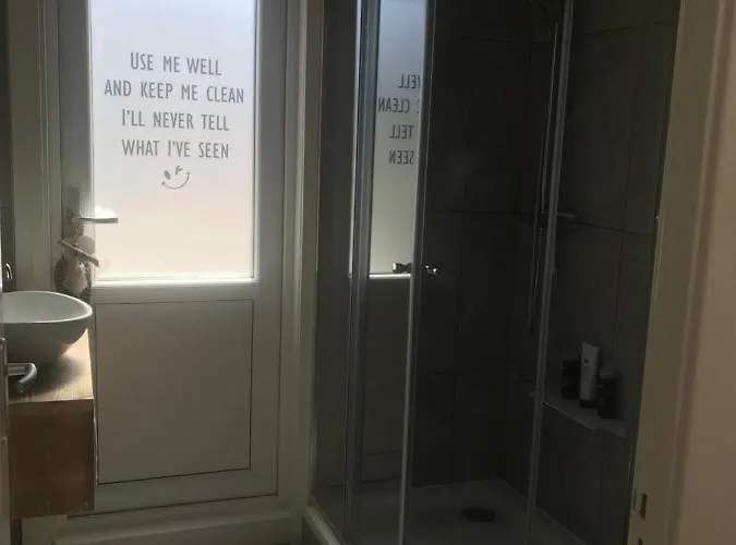 בית אירוח Hs 68 *